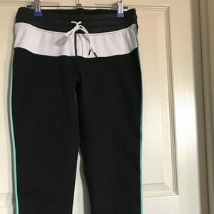 Fabletics Beckham Capri